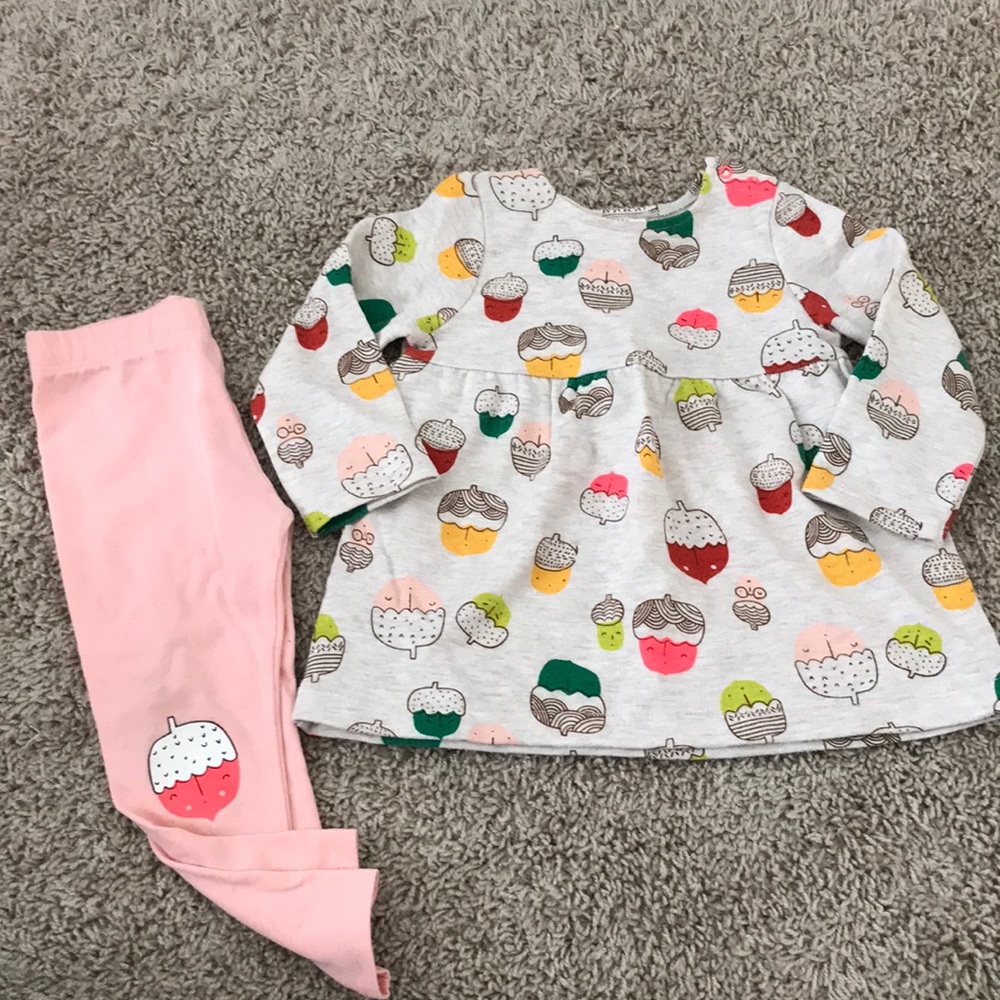 Carter’s matching 18M outfit